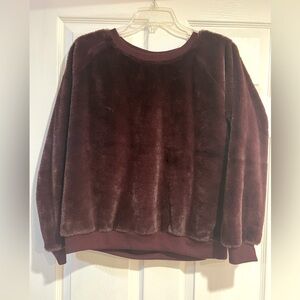 EUC fuzzy sweater plum color Warm & Cozy by Poof size L